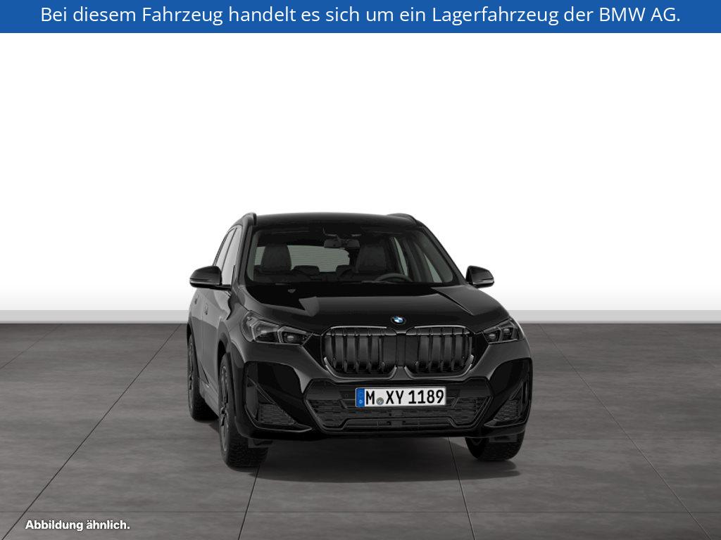 Fahrzeugabbildung BMW X1 sDrive20i