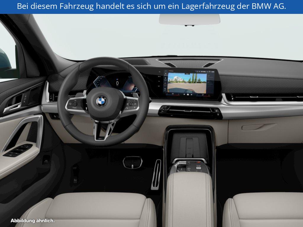 Fahrzeugabbildung BMW X2 sDrive20i
