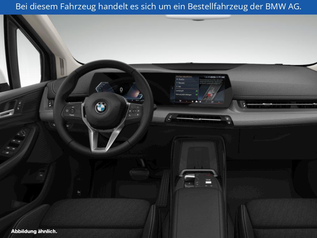Fahrzeugabbildung BMW 220i Active Tourer