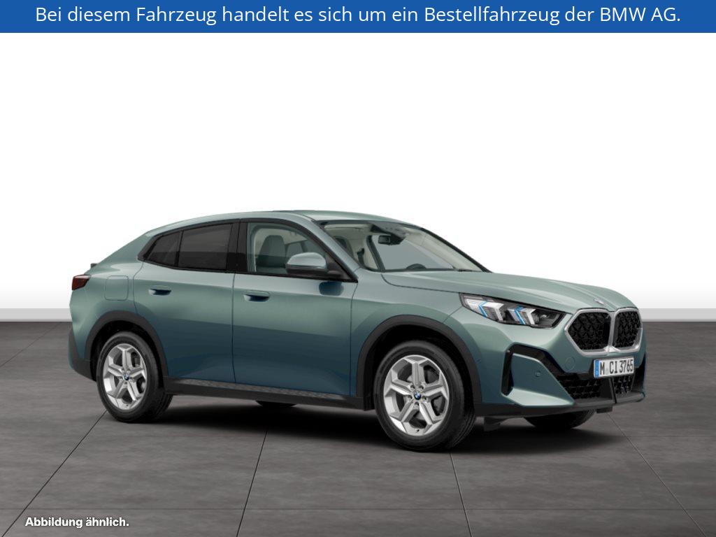Fahrzeugabbildung BMW X2 sDrive20d
