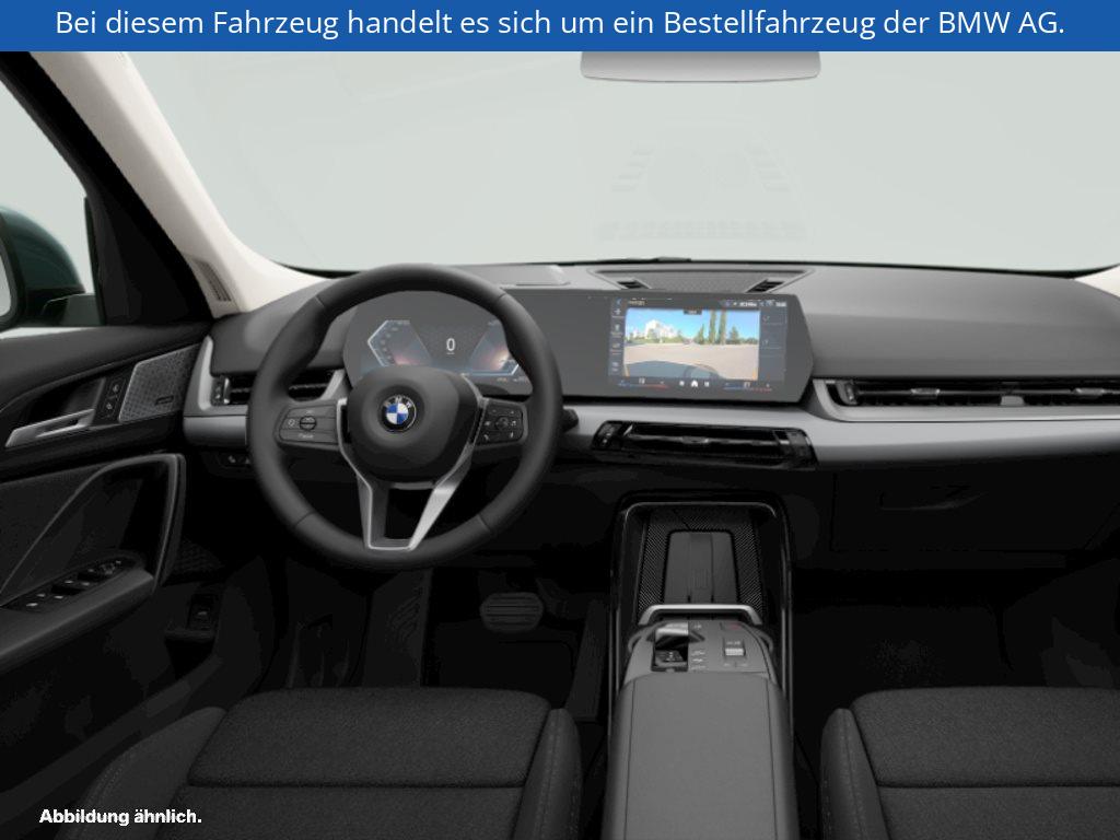 Fahrzeugabbildung BMW X1 sDrive20i