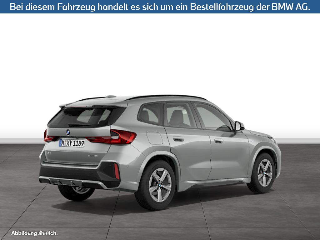 Fahrzeugabbildung BMW X1 sDrive18i SAV