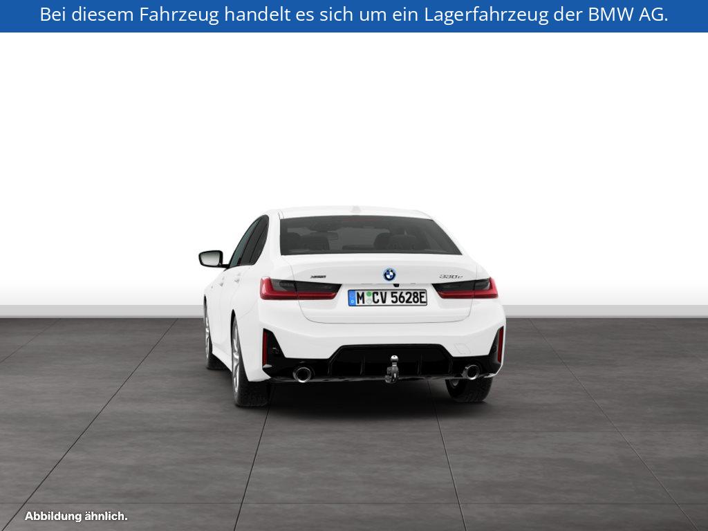 Fahrzeugabbildung BMW 330e xDrive Limousine