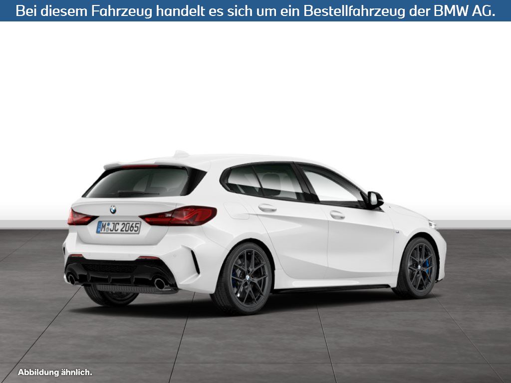 Fahrzeugabbildung BMW M135i xDrive