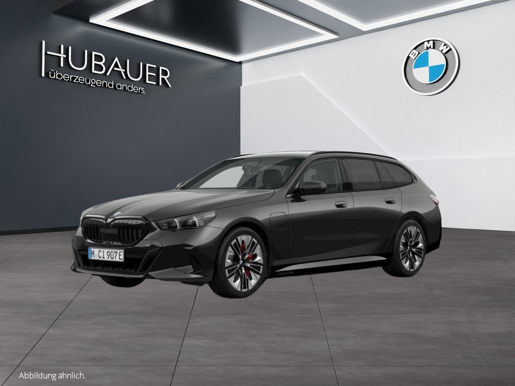 Fahrzeugabbildung BMW 550e xDrive Touring