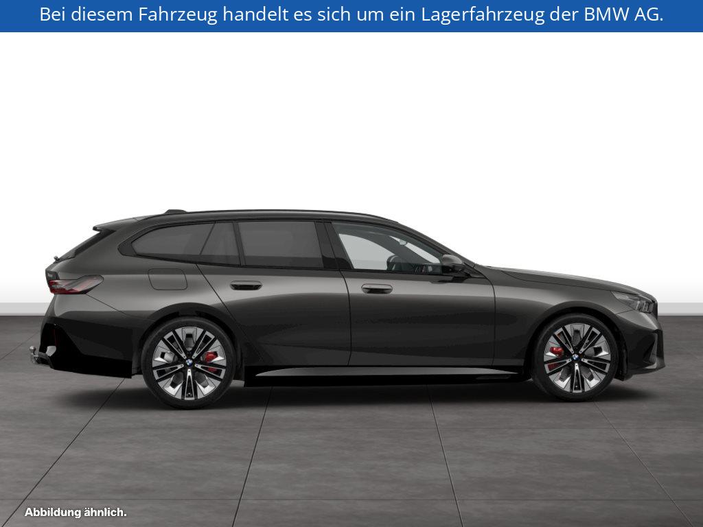 Fahrzeugabbildung BMW 550e xDrive Touring