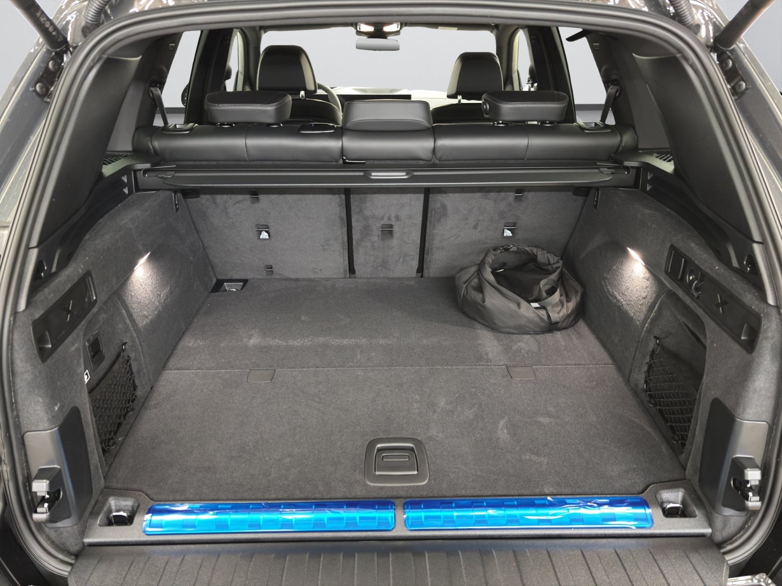 Fahrzeugabbildung BMW X5 xDrive50e [M Sport Pro, HUD, AHK, ACC, 22 LMR]