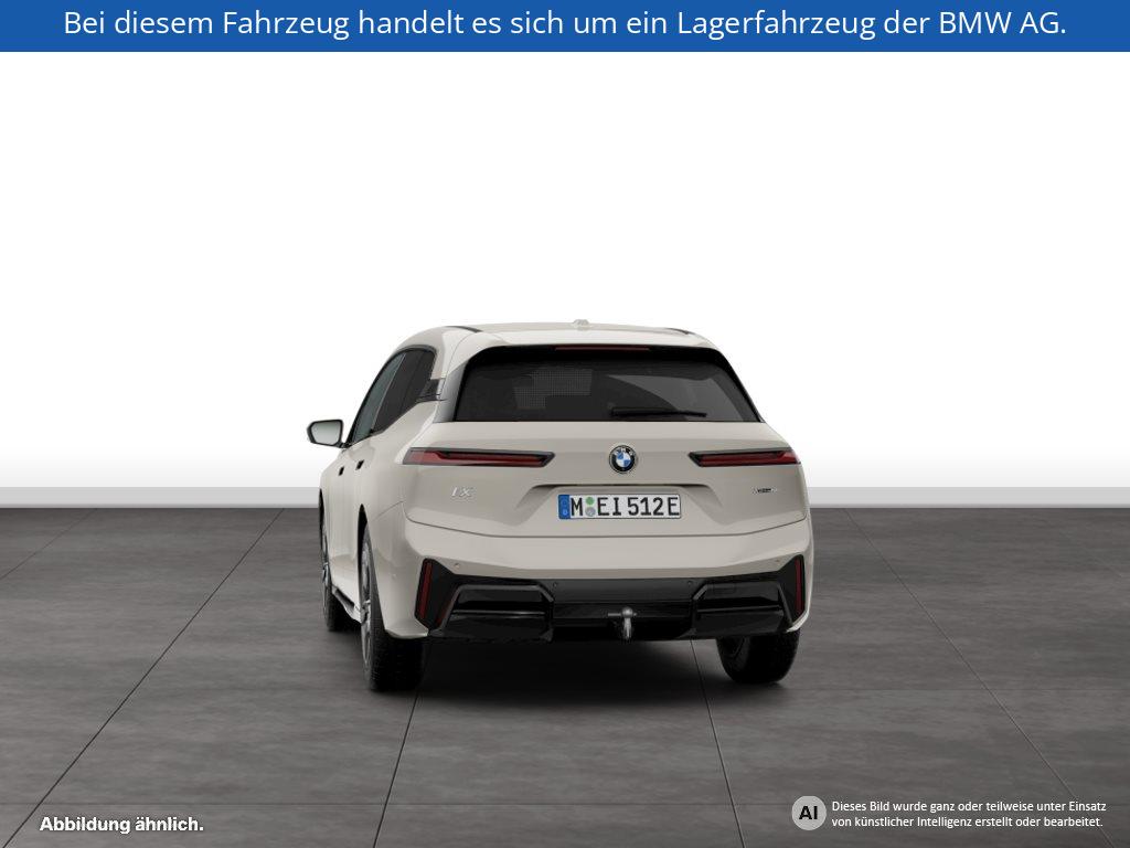 Fahrzeugabbildung BMW iX xDrive60