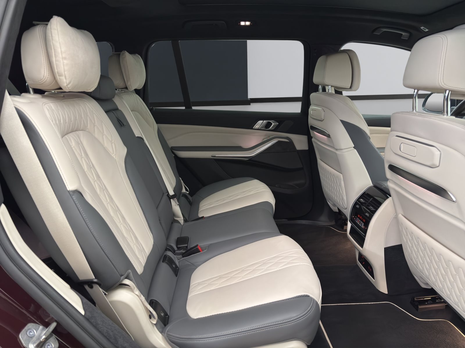 Fahrzeugabbildung BMW X7 xDrive40d [M Sport, HUD, ACC, Standhzg., h&k Sound]