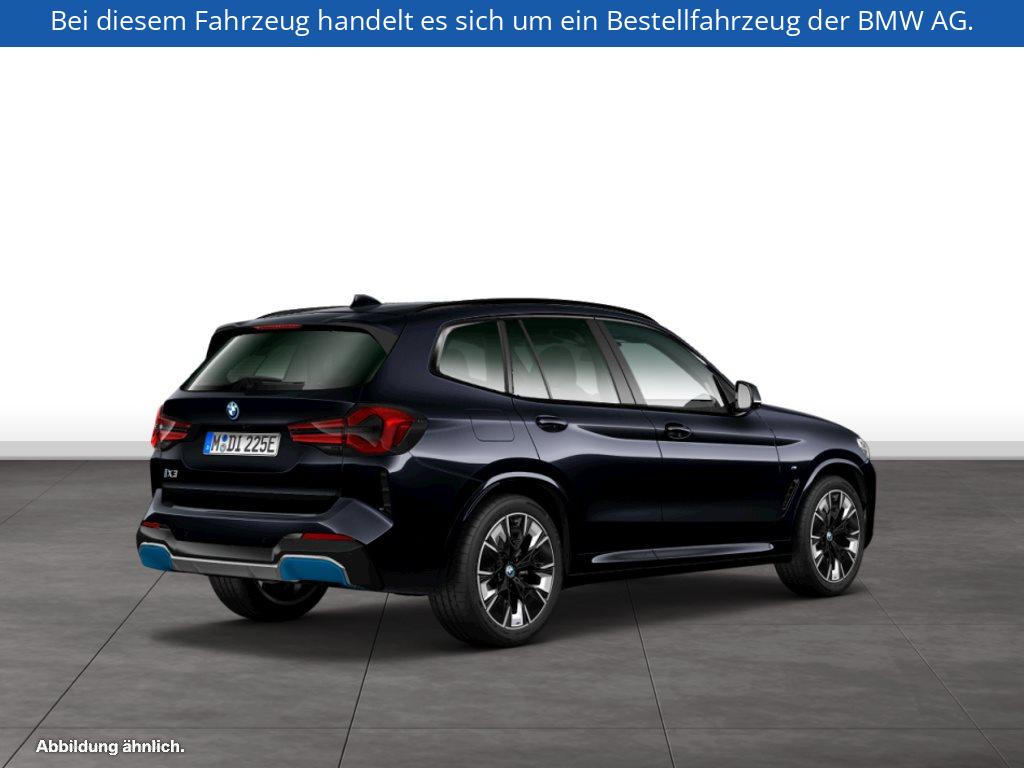 Fahrzeugabbildung BMW iX3 M Sport