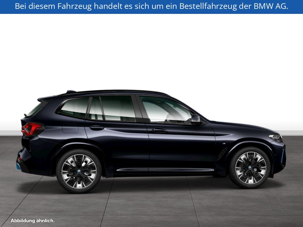 Fahrzeugabbildung BMW iX3 M Sport