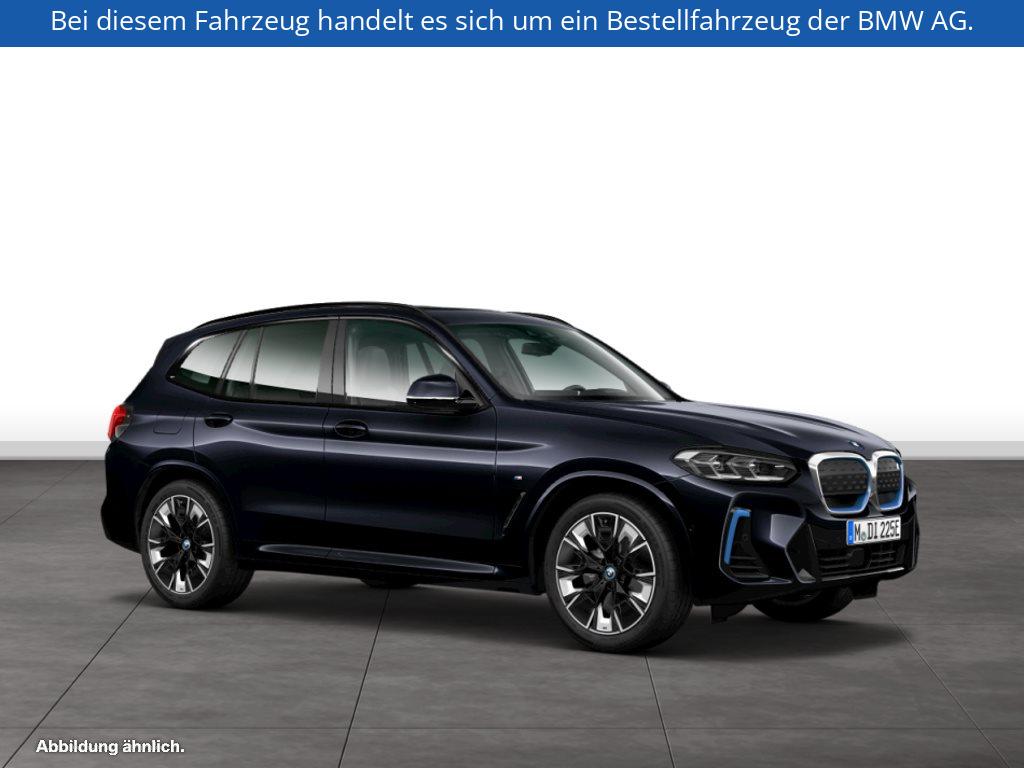Fahrzeugabbildung BMW iX3 M Sport