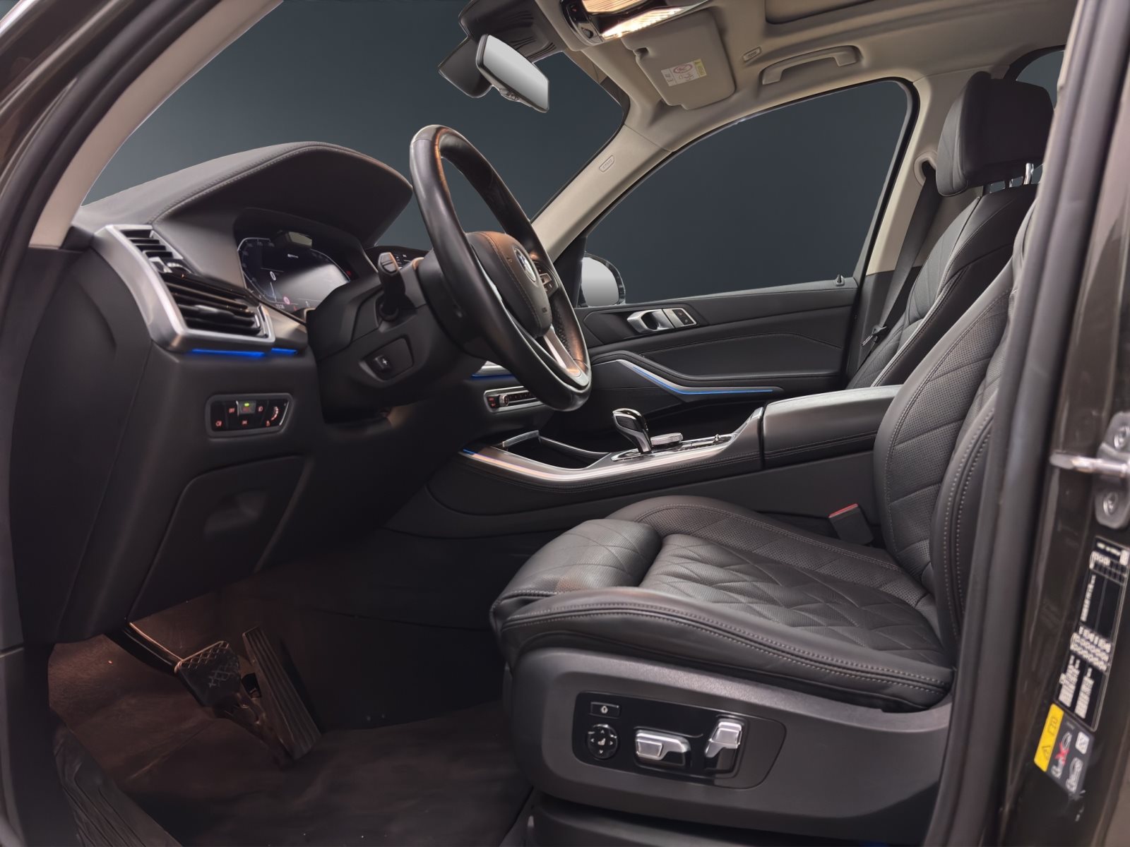 Fahrzeugabbildung BMW X5 xDrive45e [xLine, Laser, DA Prof., Pano, AHK]