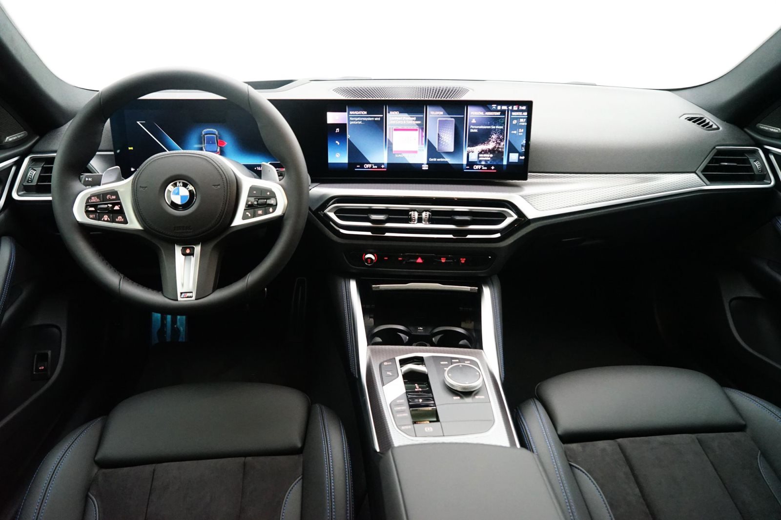 Fahrzeugabbildung BMW 420d xDrive Gran Coupé [M Sport, HUD, AHK, ACC, GSD, RFK]