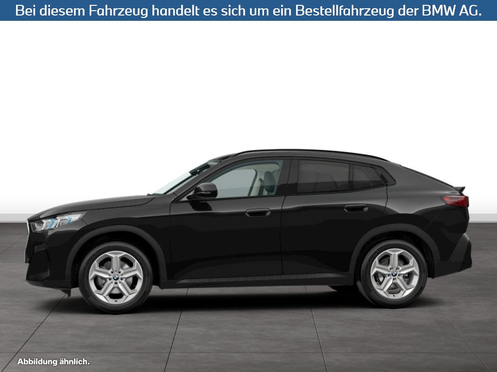 Fahrzeugabbildung BMW X2 sDrive18d