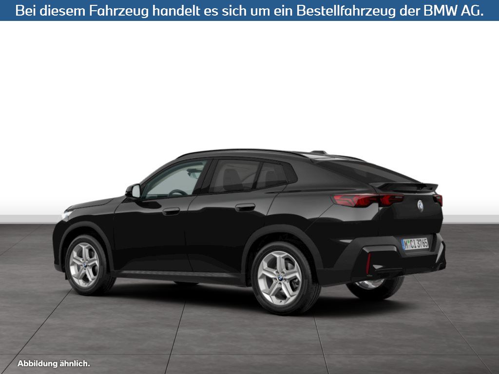 Fahrzeugabbildung BMW X2 sDrive18d