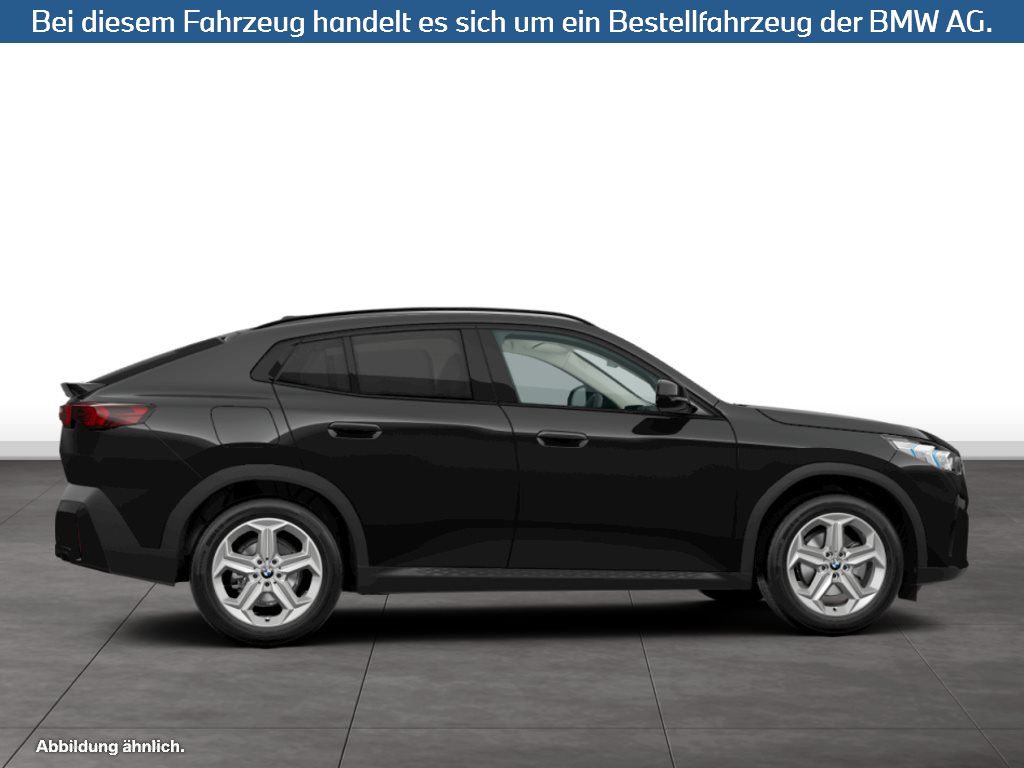 Fahrzeugabbildung BMW X2 sDrive18d
