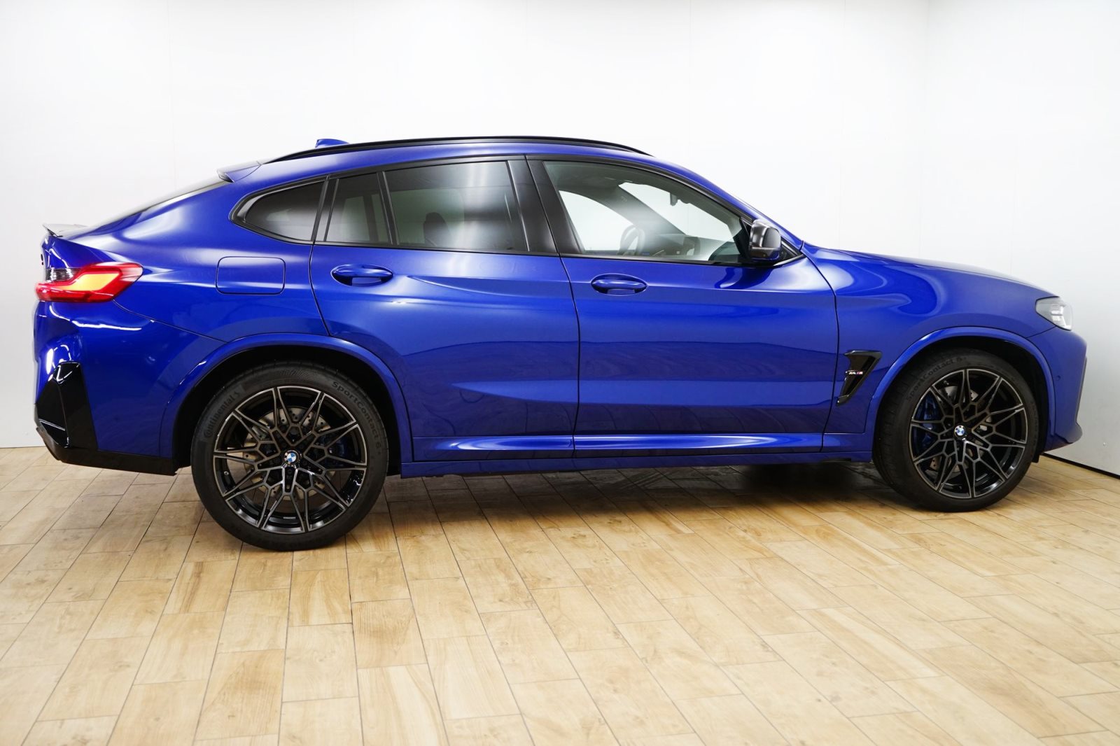 Fahrzeugabbildung BMW X4 M Competition [DA Prof., HK Sound, HUD, 360°]