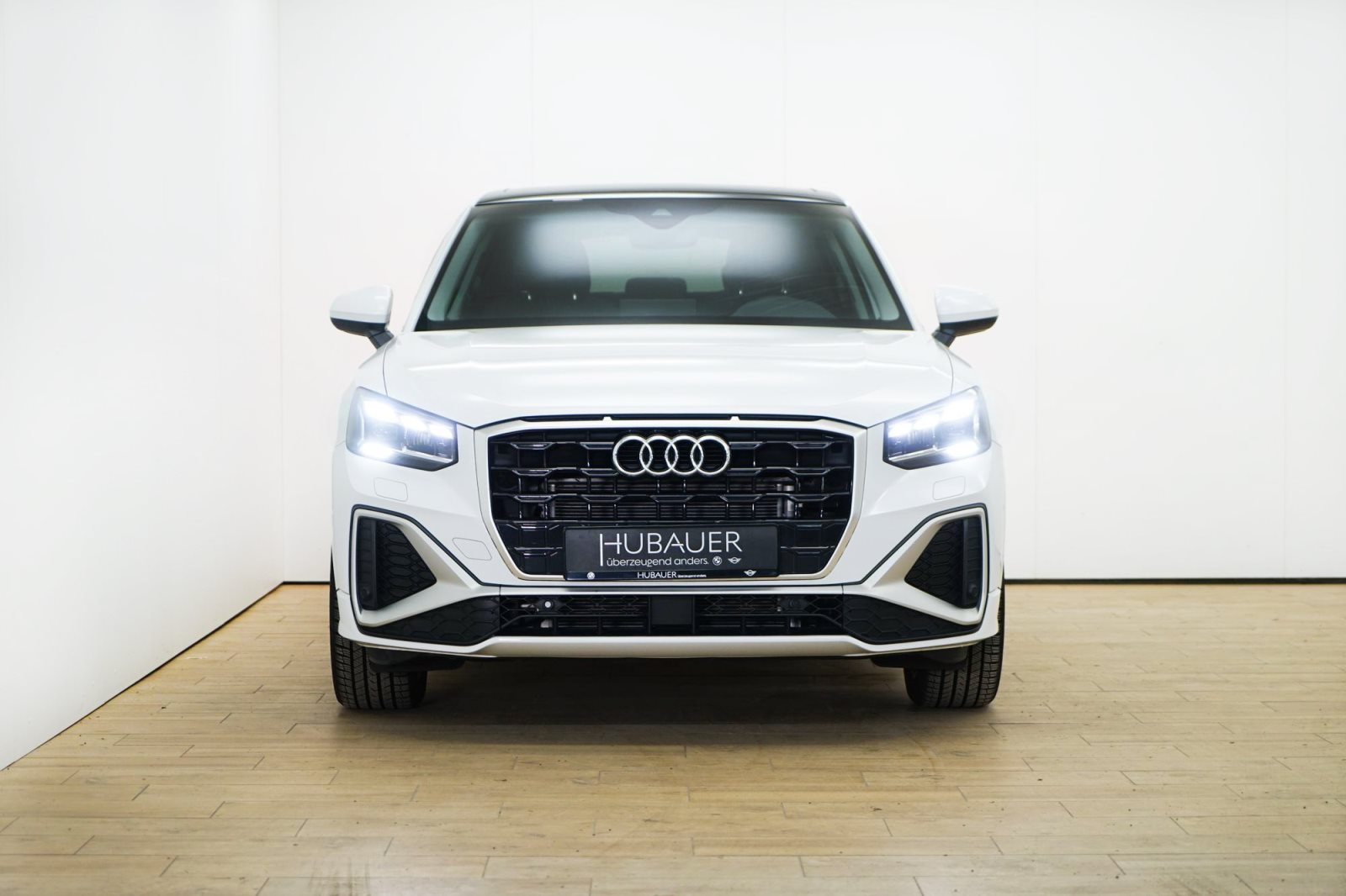 Fahrzeugabbildung Audi Q2 35 TFSI S tronic [Navi, LED, RFK, Pano, SHZ]
