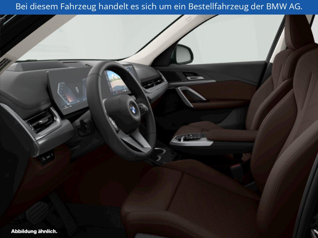 Fahrzeugabbildung BMW X1 sDrive20i