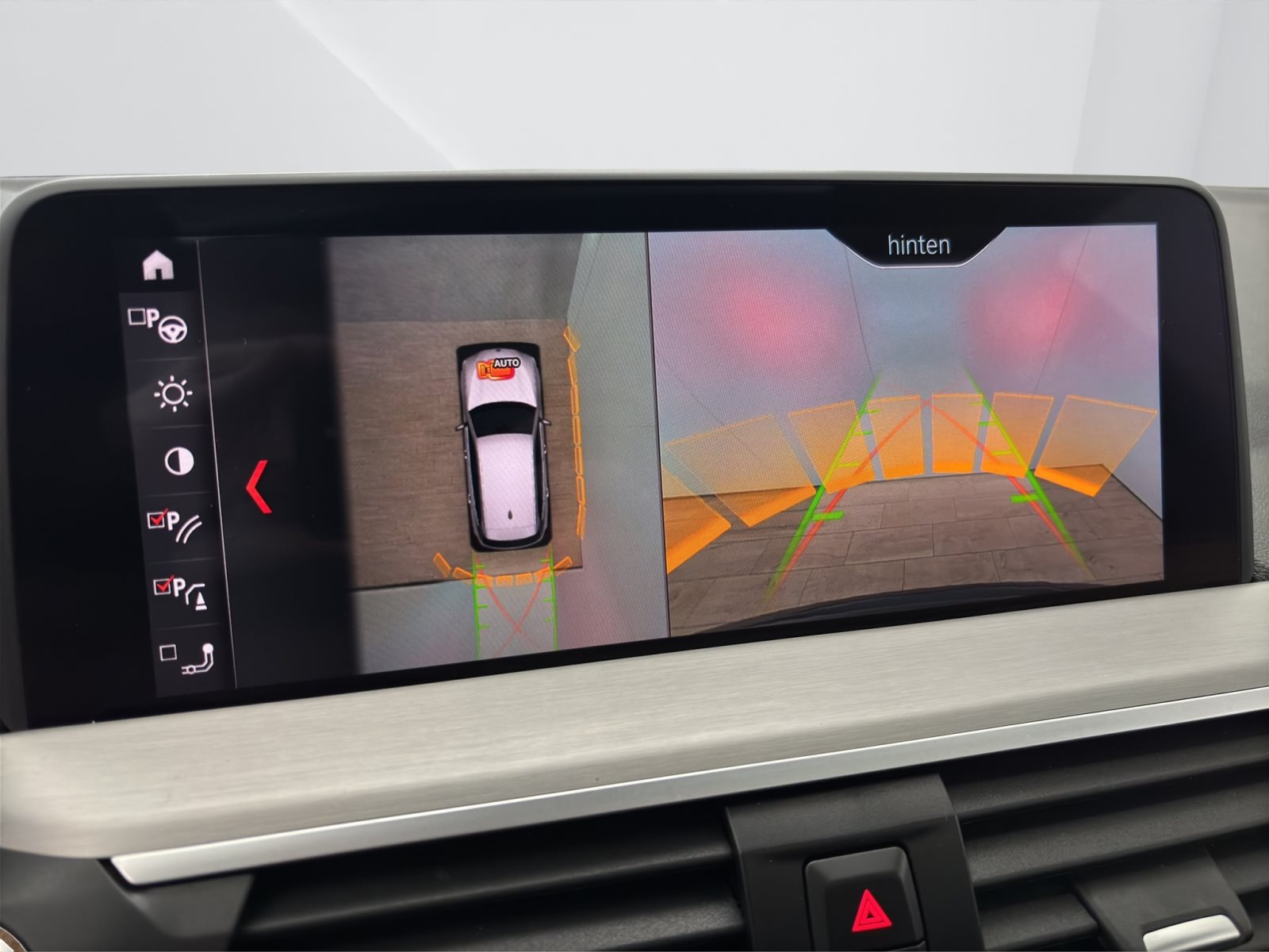 Fahrzeugabbildung BMW X3 xDrive20d [xLine, Navi Prof., Pano, HUD, AHK]