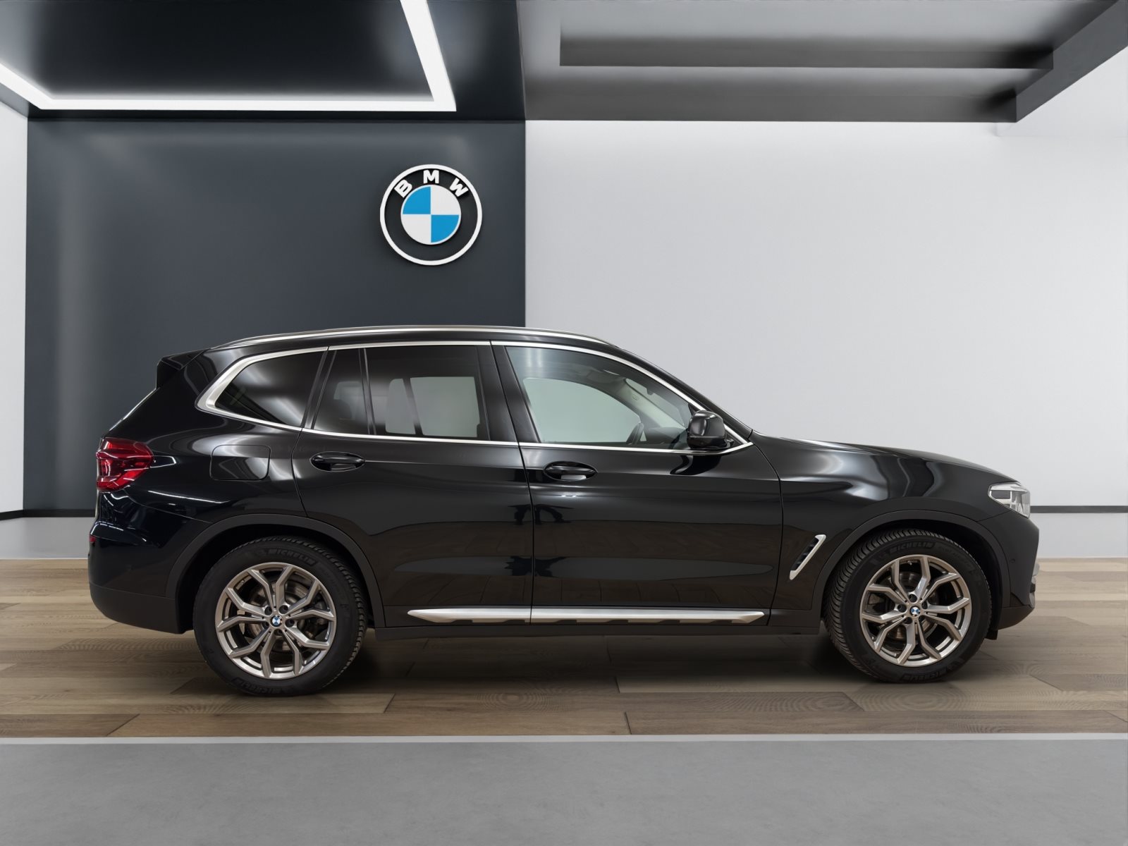 Fahrzeugabbildung BMW X3 xDrive20d [xLine, Navi Prof., Pano, HUD, AHK]