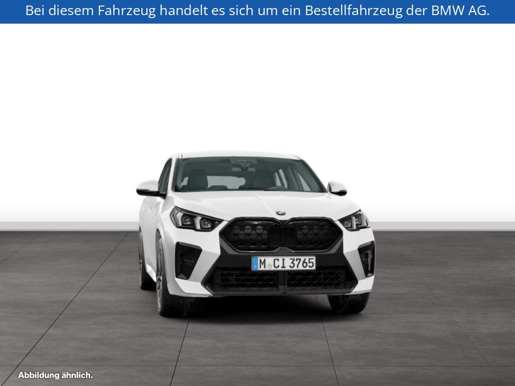 Fahrzeugabbildung BMW X2 sDrive20i