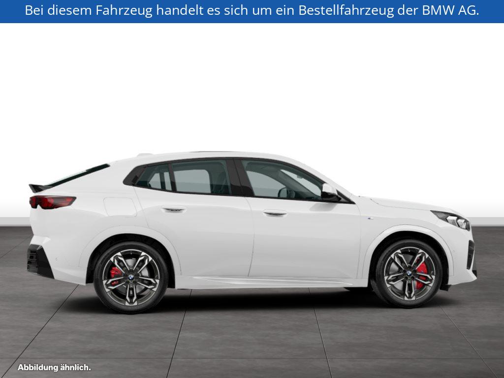 Fahrzeugabbildung BMW X2 sDrive20i