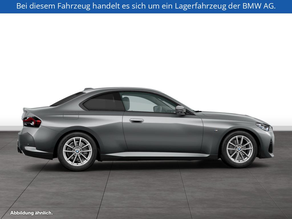 Fahrzeugabbildung BMW 218i Coupé