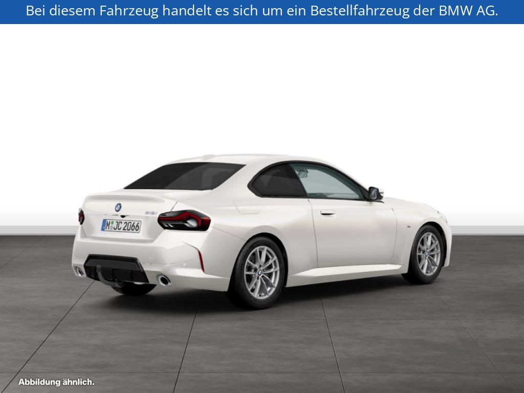 Fahrzeugabbildung BMW 218i Coupé