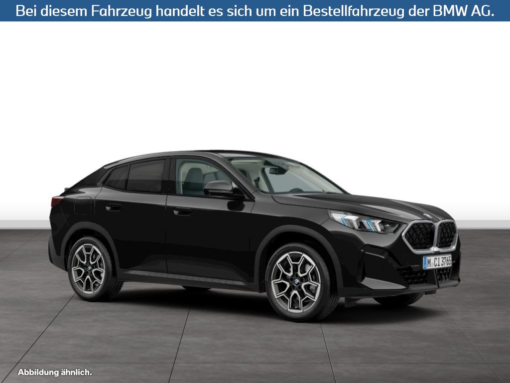 Fahrzeugabbildung BMW X2 sDrive20i