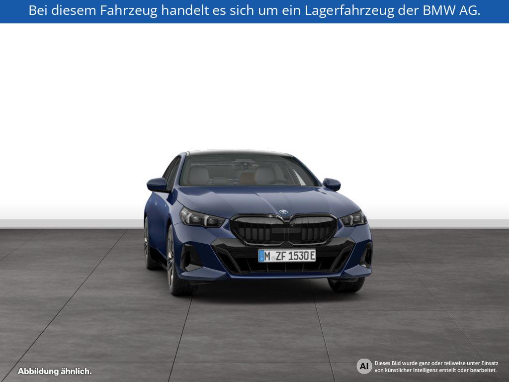 Fahrzeugabbildung BMW 550e xDrive Limousine