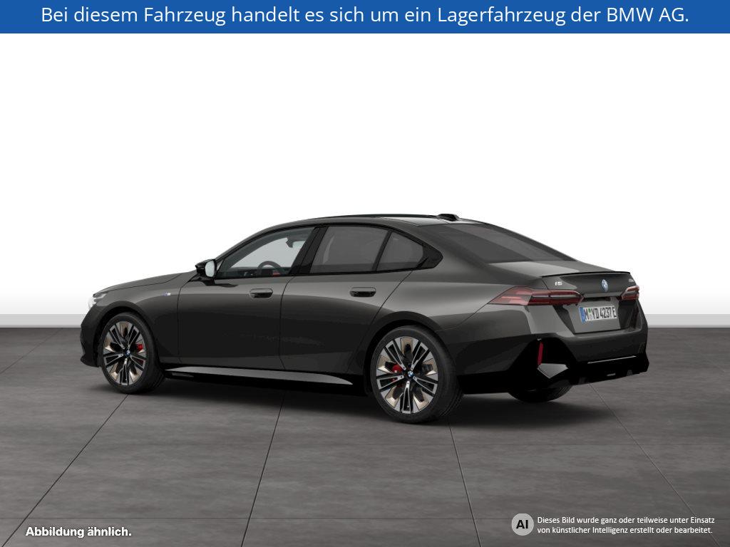 Fahrzeugabbildung BMW i5 M60 xDrive Limousine