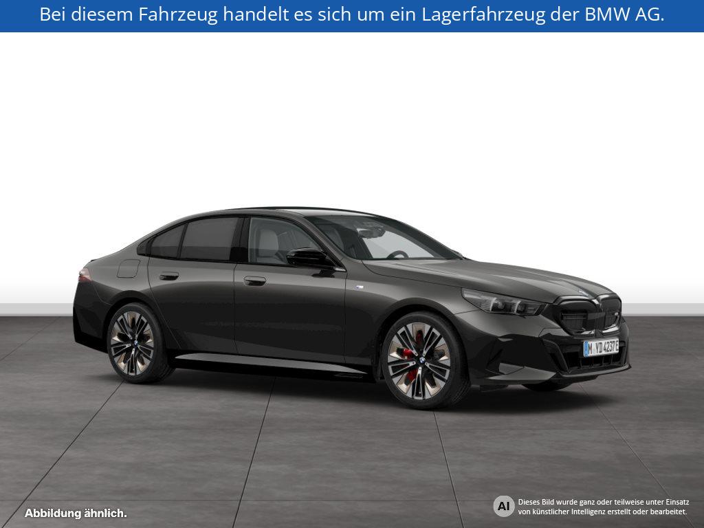 Fahrzeugabbildung BMW i5 M60 xDrive Limousine
