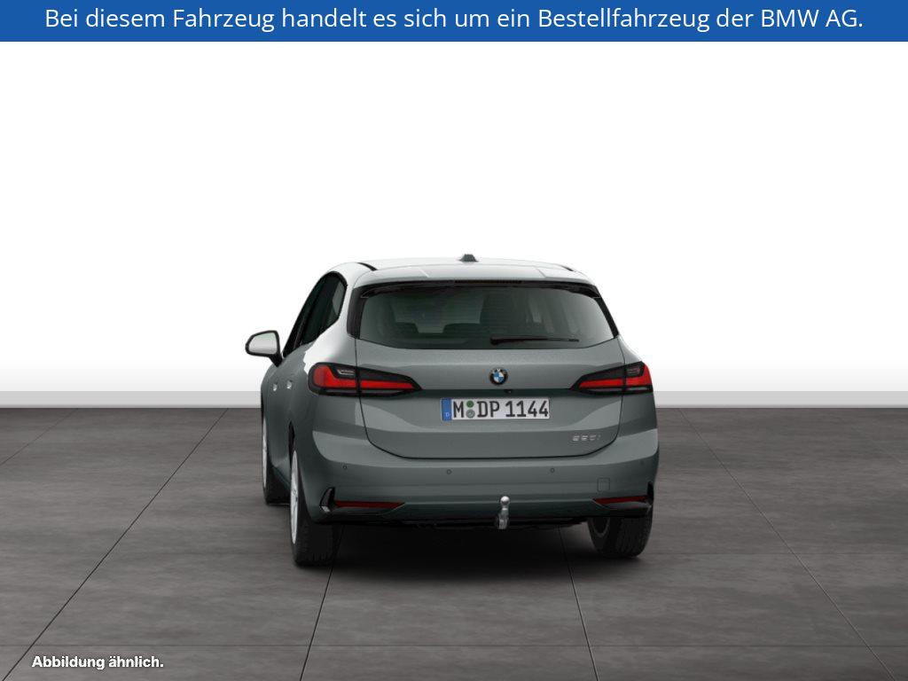 Fahrzeugabbildung BMW 220i Active Tourer
