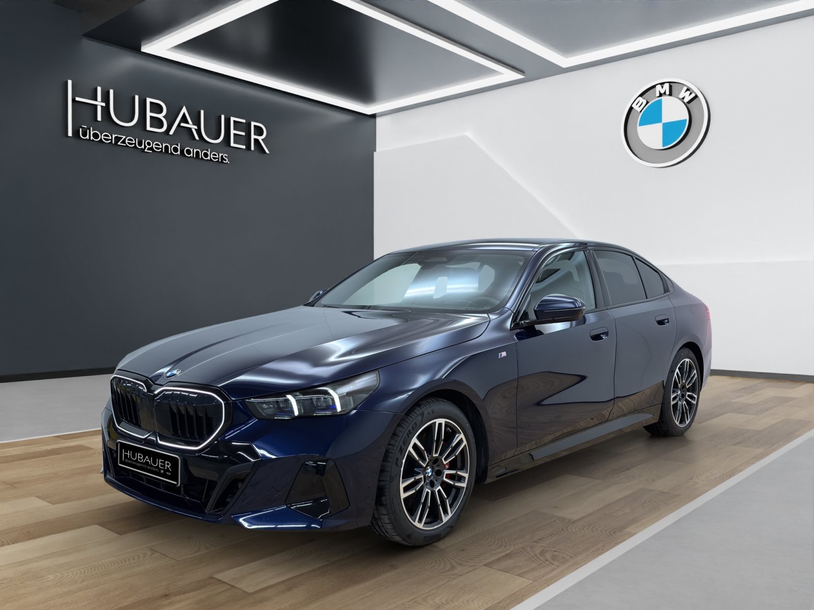 Fahrzeugabbildung BMW 540d xDrive Limousine [M Sport, HUD, AHK, ACC, B&W Sound]