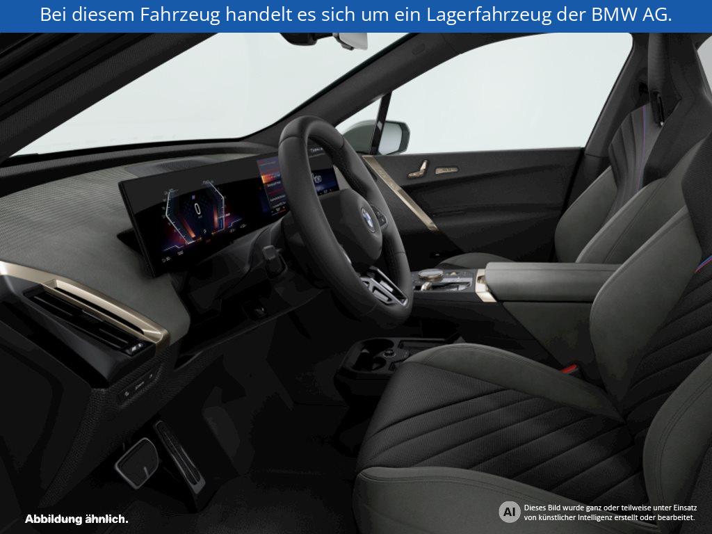Fahrzeugabbildung BMW iX xDrive45