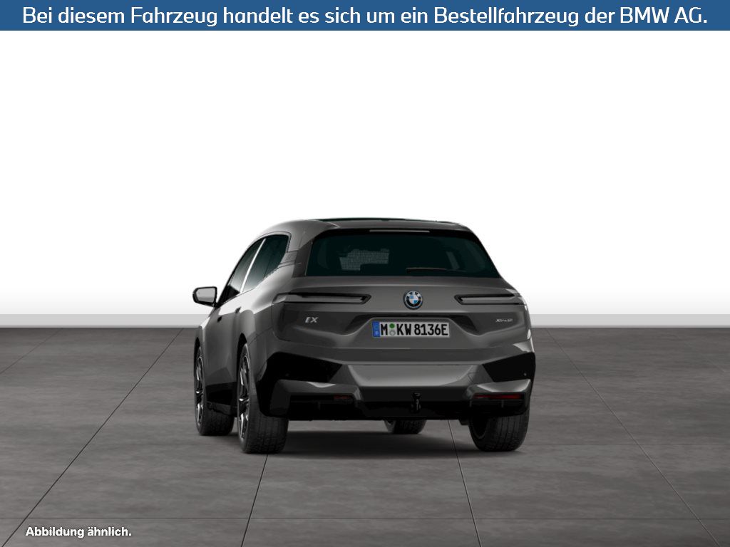 Fahrzeugabbildung BMW iX xDrive50