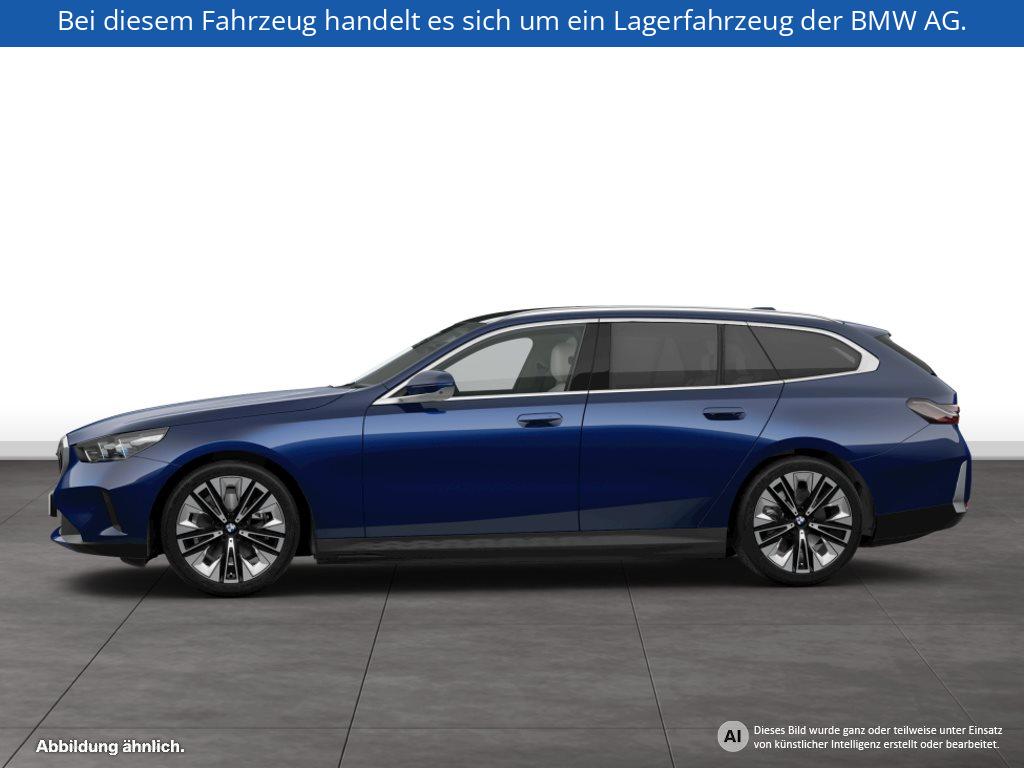 Fahrzeugabbildung BMW i5 eDrive40 Touring