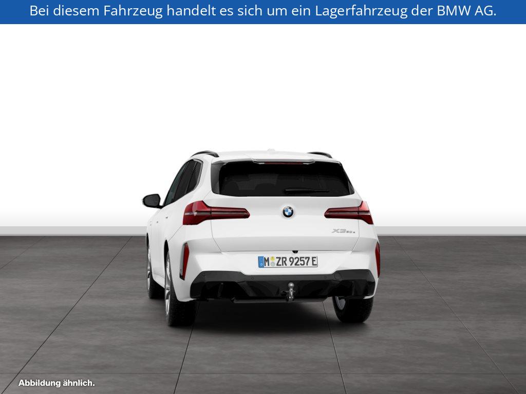 Fahrzeugabbildung BMW X3 30e xDrive