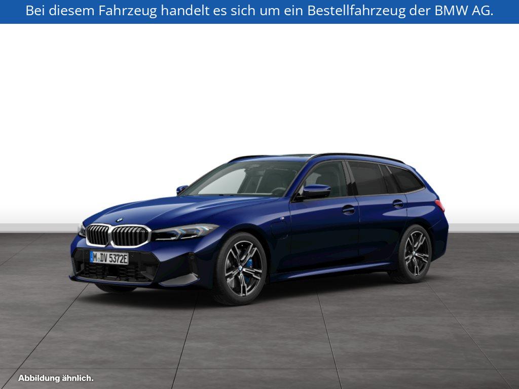BMW 330e Touring