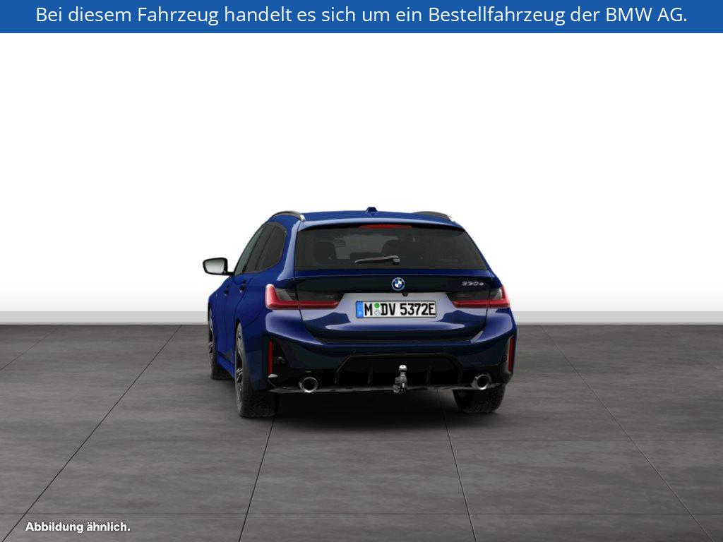 Fahrzeugabbildung BMW 330e Touring