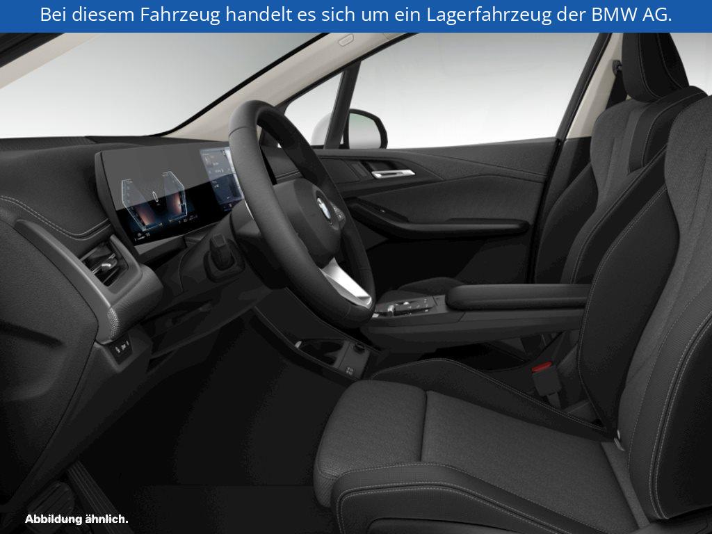 Fahrzeugabbildung BMW 220i Active Tourer