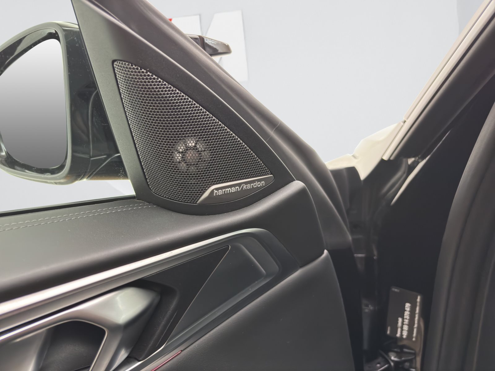 Fahrzeugabbildung BMW M4 Competition M xDrive Coupé [Laser, HK Sound]