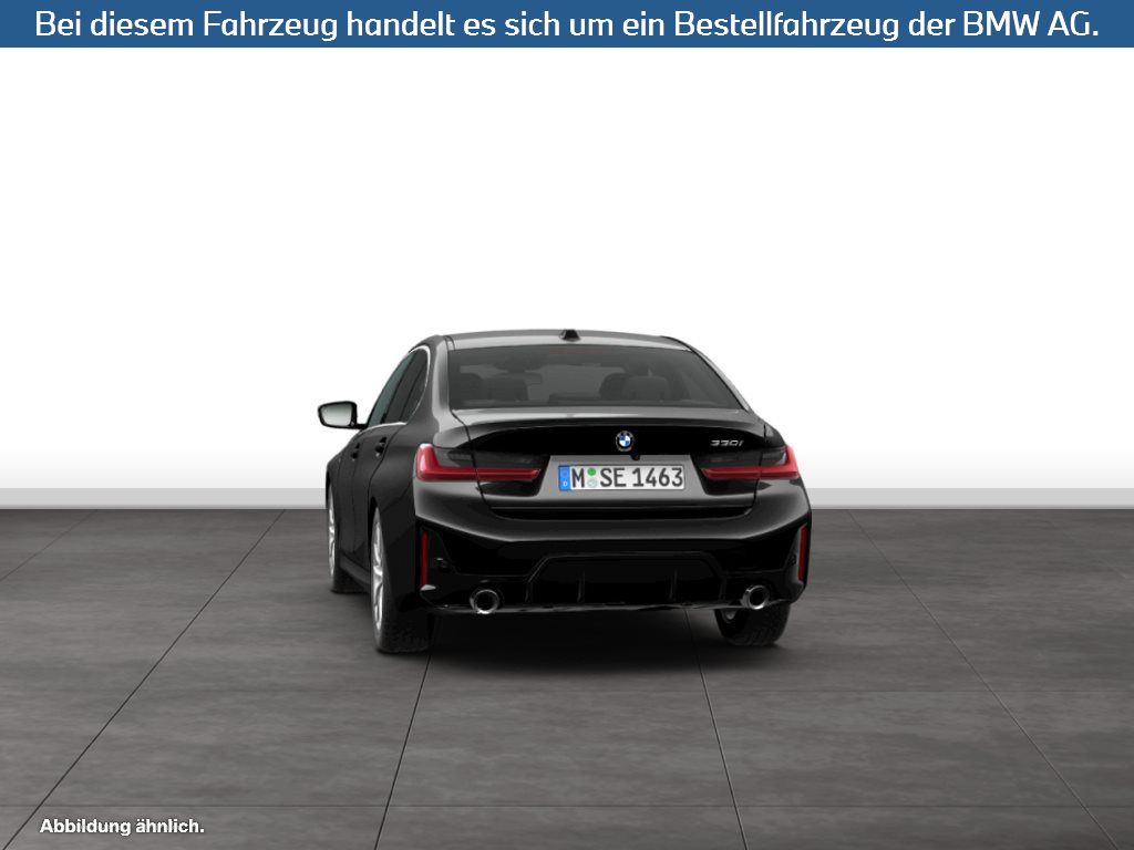 Fahrzeugabbildung BMW 330i Limousine