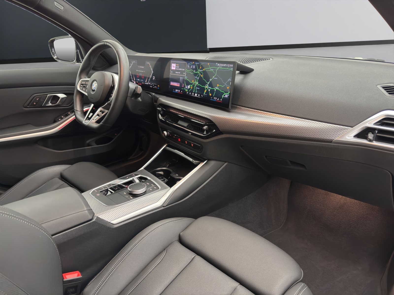 Fahrzeugabbildung BMW 318d Touring [M Sport, LC+, ACC, RFK, AHK]