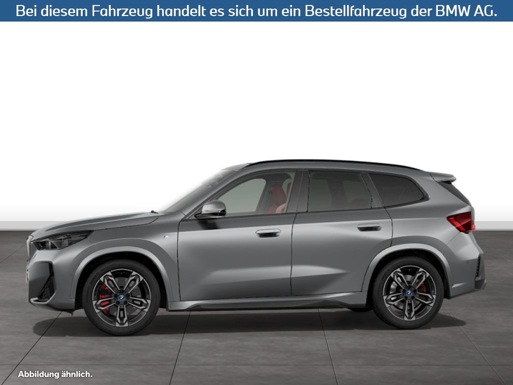 Fahrzeugabbildung BMW iX1 xDrive30