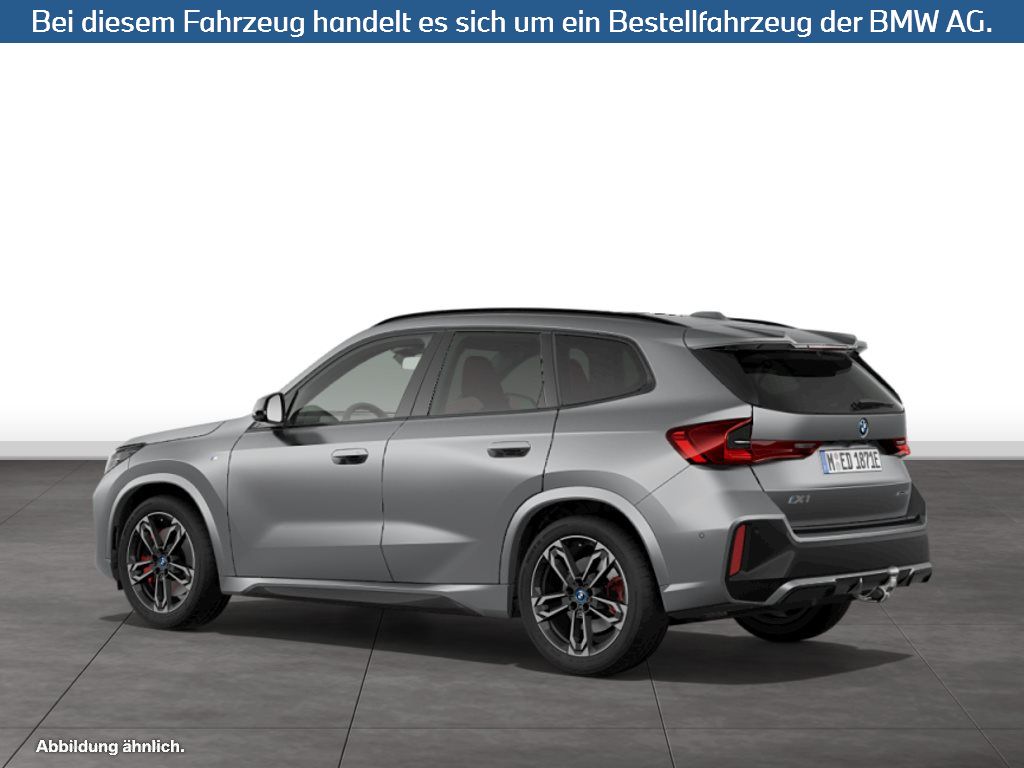 Fahrzeugabbildung BMW iX1 xDrive30