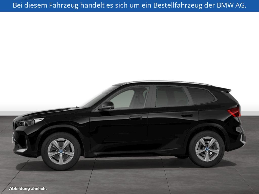 Fahrzeugabbildung BMW X1 xDrive25e