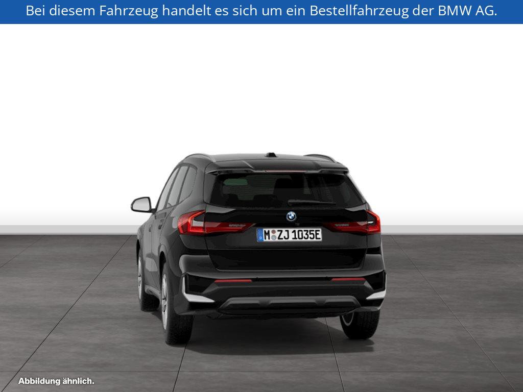 Fahrzeugabbildung BMW X1 xDrive25e
